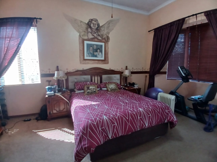 4 Bedroom Property for Sale in Herlear Northern Cape